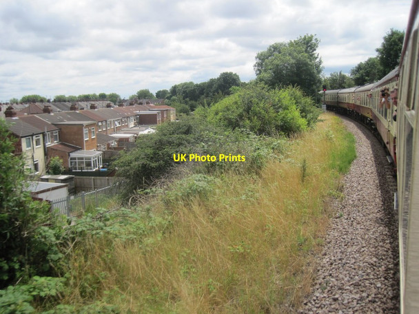 Photo 6"x4" Special Excursion train to Hull Docks East Ella c2014