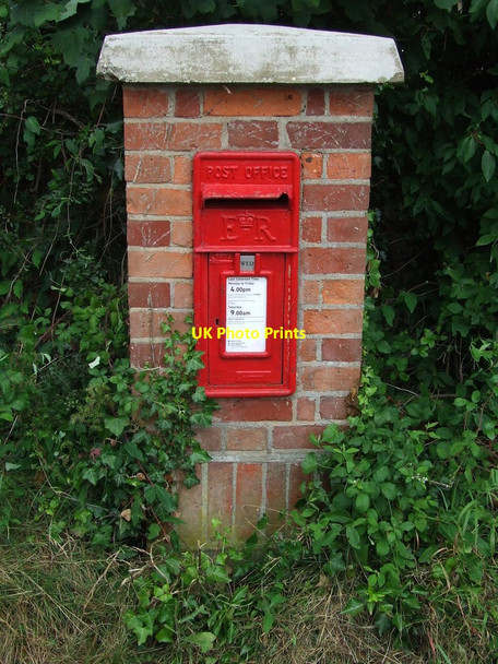 Photo 6"x4" Pillar Box Annis Hill\/TM3589 c2014