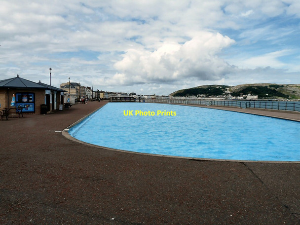 Photo 6"x4" Craig-y-Don Paddling Pool Llandudno c2014
