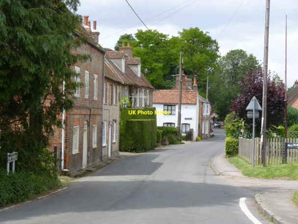 Photo 6"x4" The Street, Ewelme Ewelme c2014