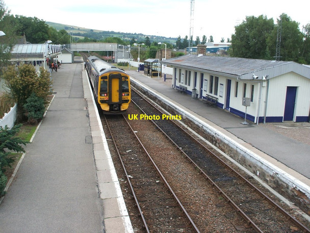 Photo 6"x4" Dingwall railway station, Highland Dingwall\/NH5458 c2008