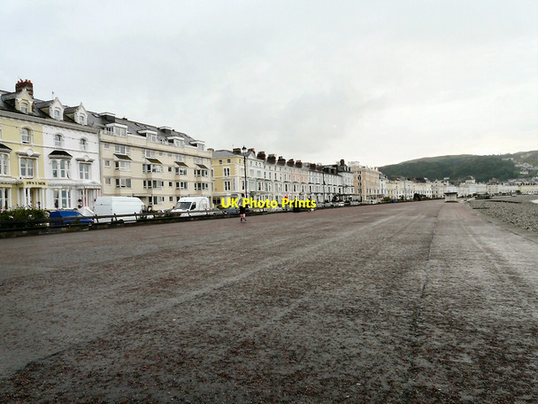 Photo 6"x4" Roller skating on Llandudno promenade Llandudno c2014