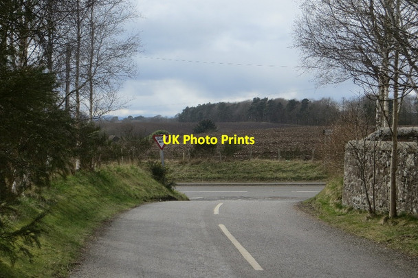 Photo 6"x4" Road junction, Roundyhill Roundyhill c2015