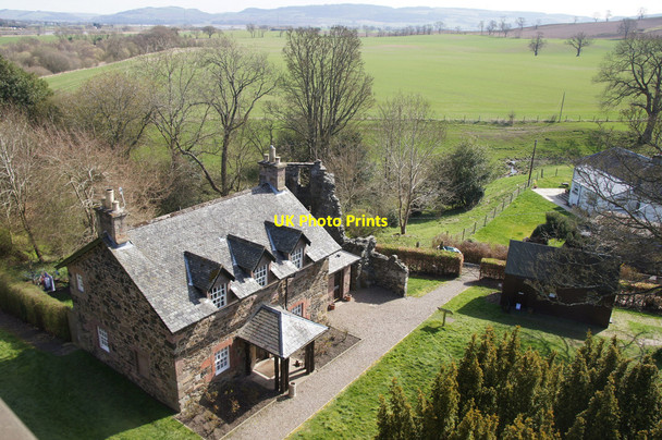 Photo 6"x4" Cottage beside Elcho Castle Kinfauns c2015 P1