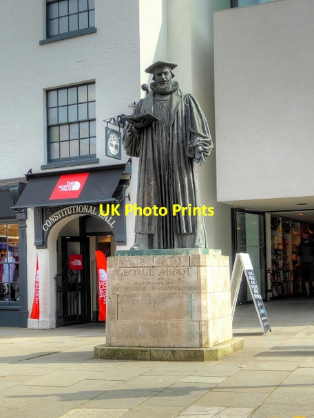 Photo 6"x4" Guildford High Street, Statue of George Abbot Guildford c2015