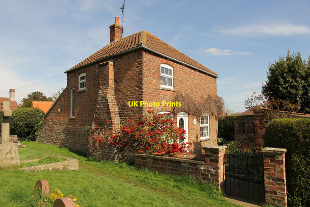 Photo 6"x4" Church Hill cottage Burgh le Marsh c2015