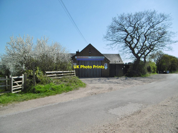 Photo 6"x4" Fawley, garage Stonehills\/SU4602 c2015