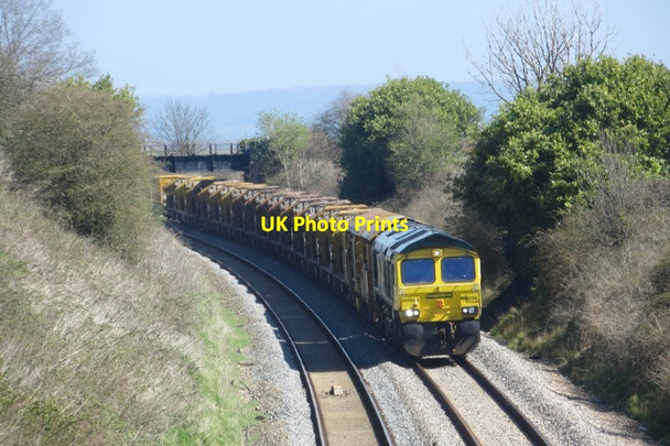 Photo 6"x4" Railway passing West Lyng West Lyng c2015