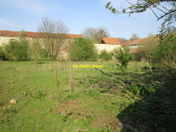 Photo 6"x4" Derelict farm buildings at Almholme (3) Almholme c2015