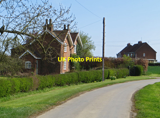 Photo 6"x4" Entering West Newton, East Yorks West Newton\/TA1937 c2015