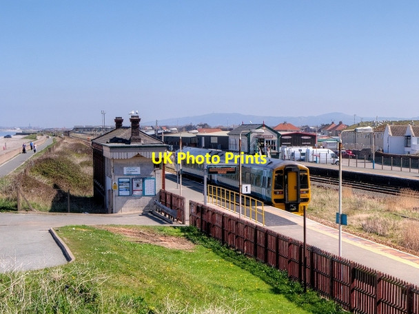 Photo 6"x4" Express Sprinter at Abergele and Pensarn Railway Station Abergele c2015
