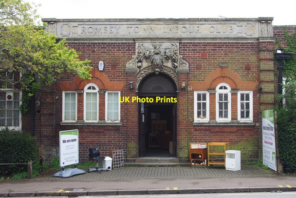 Photo 6"x4" Romsey Town Labour Club Cambridge\/TL4658 c2015