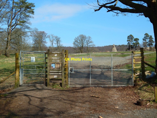 Photo 6"x4" Lang Craigs Woodland: entrance Dumbarton c2015