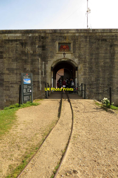 Photo 6"x4" The entrance to Hurst Castle Colwell\/SZ3287 c2015