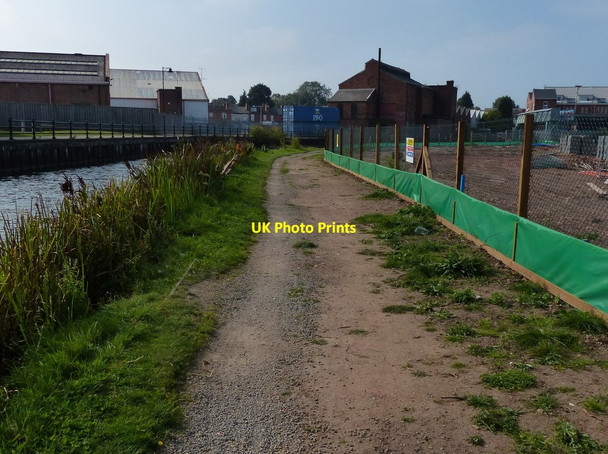 Photo 6"x4" Towpath of the Coventry Canal Coventry c2014