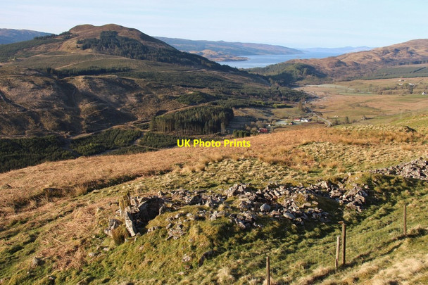 Photo 6"x4" Chambered Cairn below Creag Mh\u00c3\u00b2r Auchindrain c2015