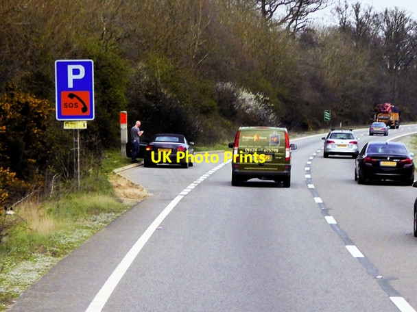 Photo 6"x4" Layby with Emergency Telephone, Southbound A404 Maidenhead c2015