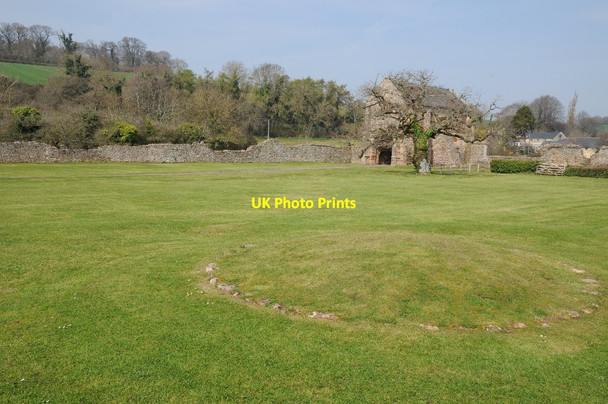 Photo 6"x4" The ground of Cleeve Abbey Hungerford\/ST0440 c2015