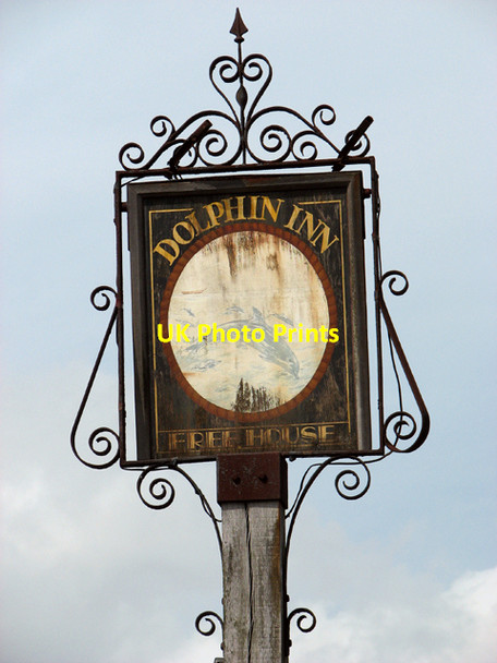 Photo 6"x4" The Dolphin Inn, pub sign Great Yarmouth c2015