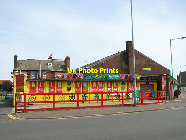 Photo 6"x4" Wheel Madness, South Quay Great Yarmouth c2015 P1