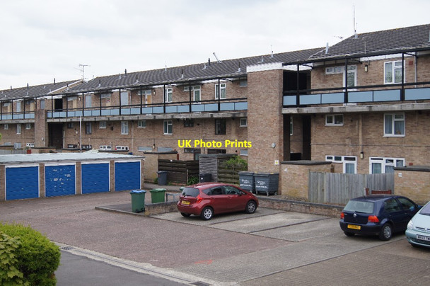 Photo 6"x4" Flats in Westray Close Basingstoke c2014