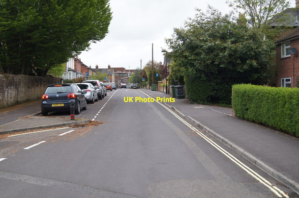 Photo 6"x4" View along Chequers Road Basingstoke c2014