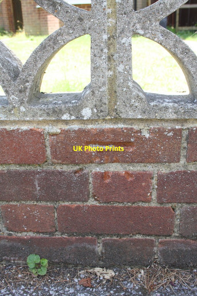 Photo 6"x4" Benchmark on wall of #8 Cintra Avenue Reading c2014