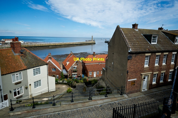 Photo 6"x4" Whitby West Harbour Mole from the 199 Steps Whitby\/NZ8910 c2014