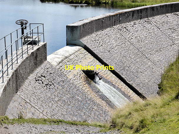 Photo 6"x4" Llyn Cwm-byr dam Tarren Bwlch-gwyn c2014