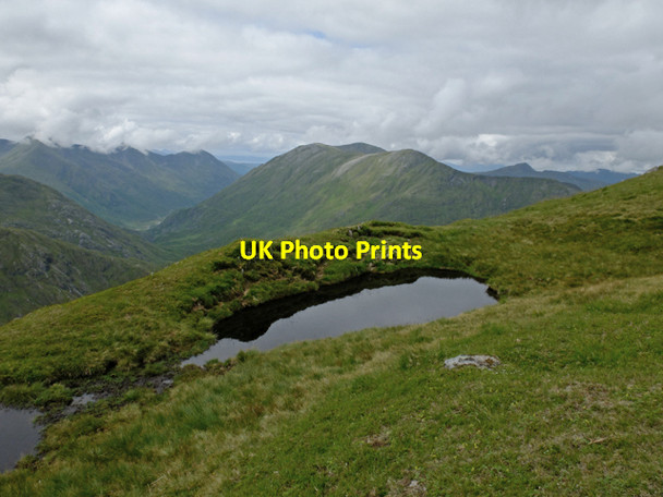 Photo 6"x4" Lochan high on Ciste Dhubh Ciste Dhubh\/NH0616 c2014