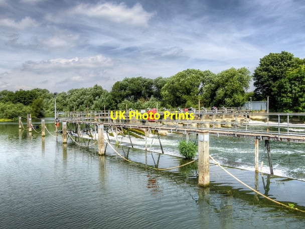 Photo 6"x4" Sluice Gates and Weir Above Old Windsor Lock Windsor\/SU9676 c2014