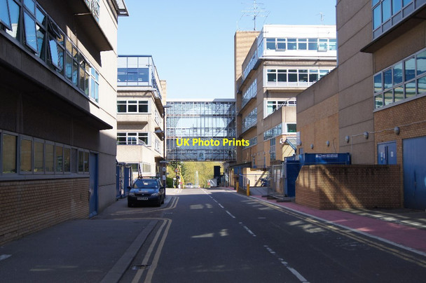 Photo 6"x4" Heart of Surrey University campus Guildford c2014