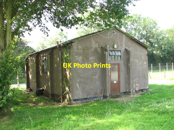 Photo 6"x4" A Fire tender shed Hindolveston c2014
