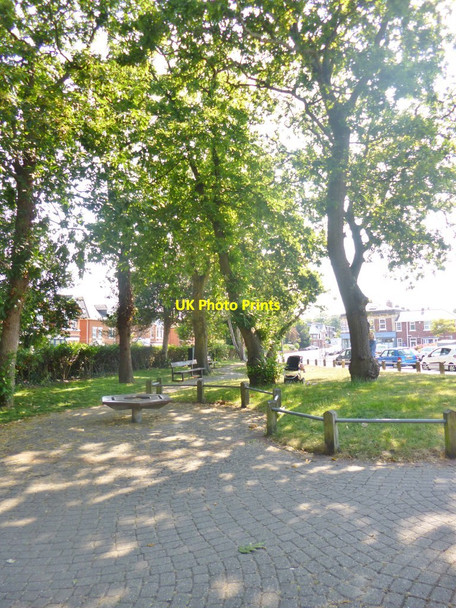 Photo 6"x4" Southbourne Green Christchurch\/SZ1592 c2014