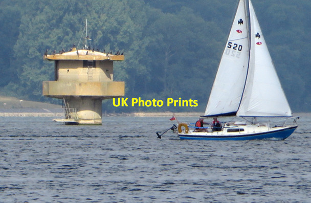 Photo 6"x4" Sailing near limnological tower, Rutland Water Normanton\/SK9306 c2014