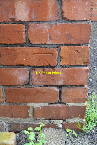 Photo 6"x4" Benchmark on #55 Bloxham Road Banbury\/SP4540 c2014