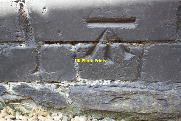 Photo 6"x4" Benchmark on #1 Pen Park Road Filton c2014