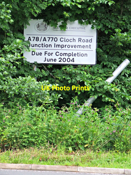 Photo 6"x4" Old sign by the A770 Cloch Road Inverkip c2014