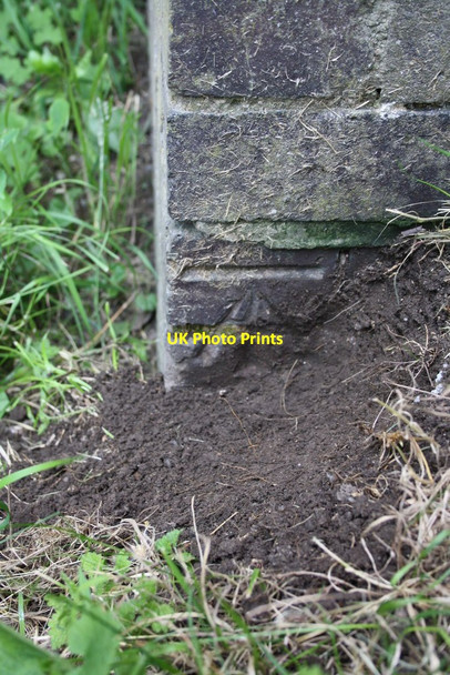 Photo 6"x4" Benchmark on railway bridge, South Bank South Stoke\/SU5983 c2014