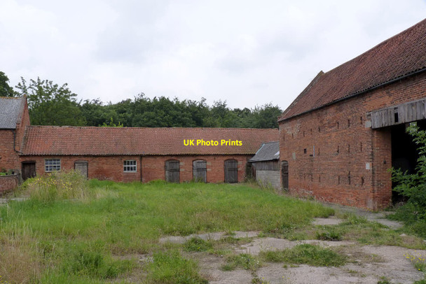 Photo 6"x4" Old farmyard at Hopbine Farm Ossington c2014