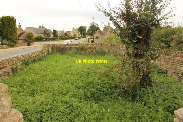 Photo 6"x4" Yarwell pinfold Yarwell c2014 P1