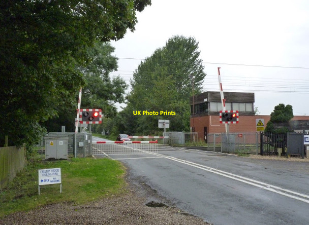 Photo 6"x4" Carlton Level Crossing Carlton-on-Trent c2014