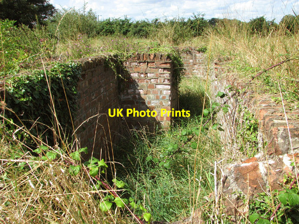 Photo 6"x4" Overgrown blast shelter Upper Street\/TM1780 c2014