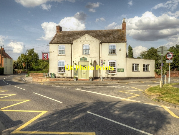 Photo 6"x4" Marston, Thorold Arms Marston\/SK8943 c2014