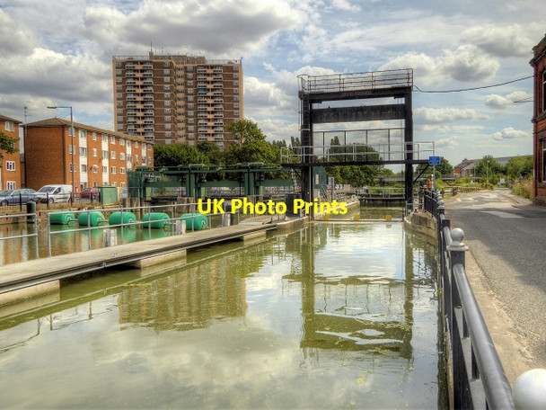 Photo 6"x4" Witham Navigation, Stamp End Sluice and Boom Lincoln c2014