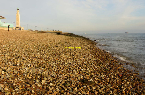 Photo 6"x4" Shingle beach in Southsea Old Portsmouth c2014