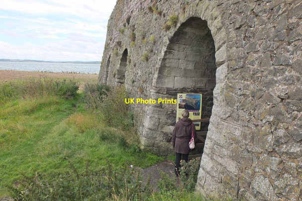 Photo 6"x4" Lime kilns near Lindisfarne Castle Holy Island\/NU1241 c2014