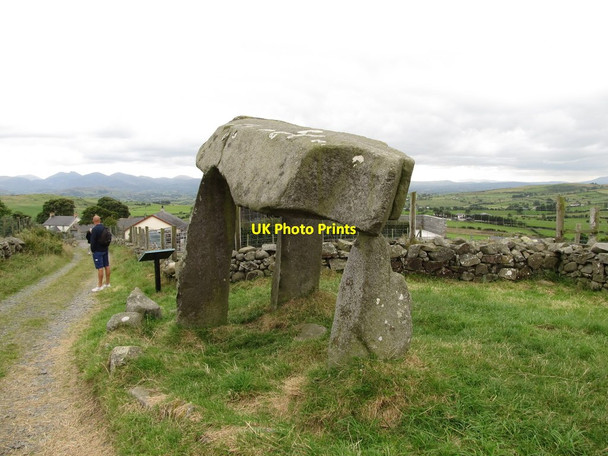 Photo 6"x4" The delicate framework of the Legananny Dolmen Finnis c2014