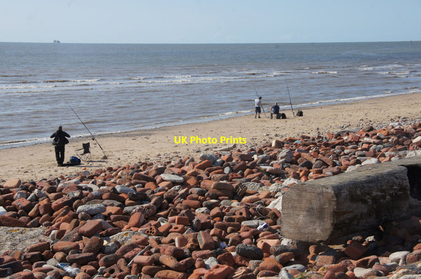 Photo 6"x4" Fishing on Blundellsands beach Crosby\/SJ3198 c2014