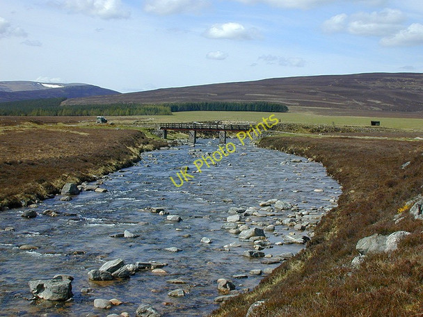 Photo 6"x4" The Dee below White Bridge Chest of Dee c2005